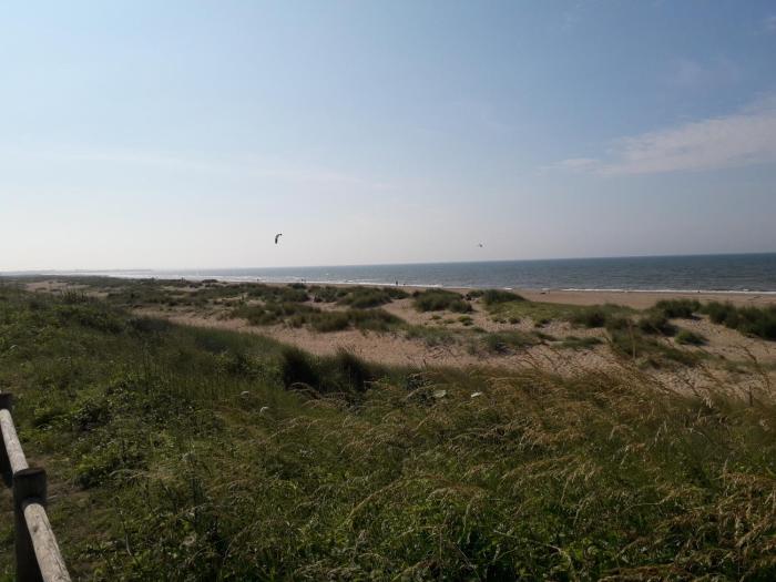 Appartement avec terrasse, Cosy et Moderne - à deux pas de la plage !