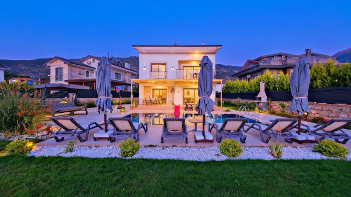 Oludeniz 4 Bedroom Villa 9441