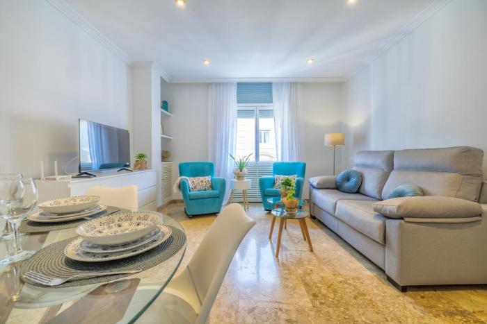 Apto Cruz Conde Center