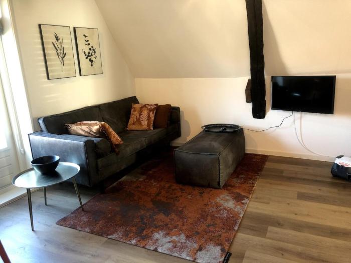 Lovely upstairs apartment in the heart of Middelburg
