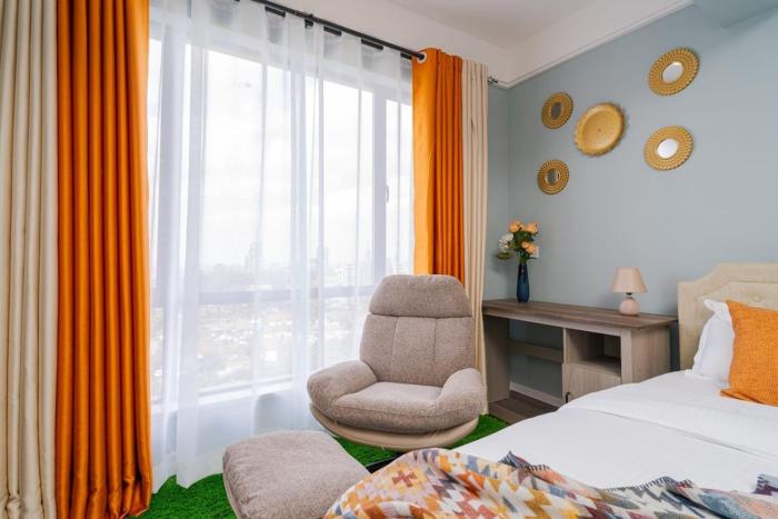 Sumptuous Nivla yaya center,gym,pool and king bed