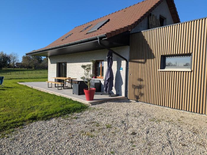 Gite les Caravottes 4 Etoiles avec Jacuzzi - JURA