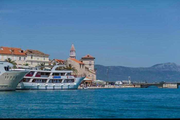 Burano beach apartments
