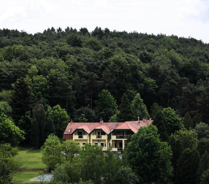 Apát Panzió és Hajdina Étterem