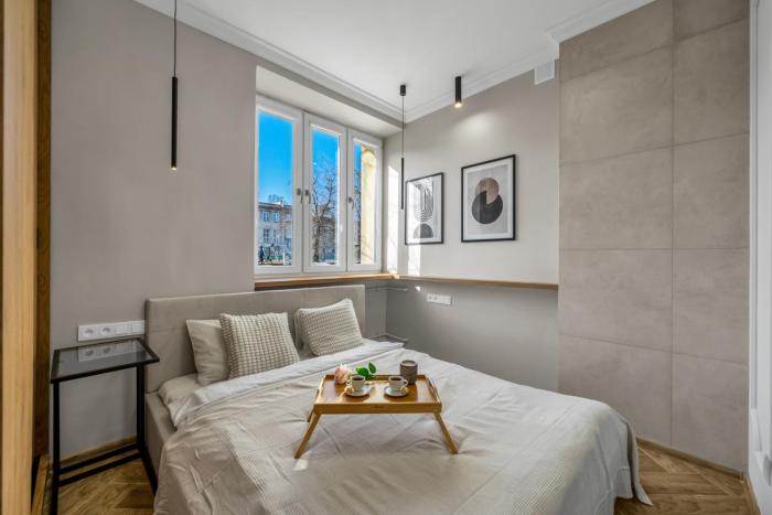 Stylish Wola Apartment - 30m2, Trams Nearby - by Rentujemy