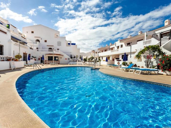 Port Royale shine and bright, heated pool