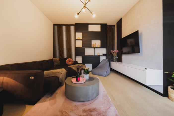ROSE LUXURY APARTMENT & 24h self check-in with private parking