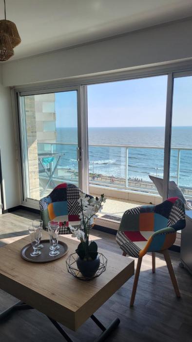 Appartement de charme, face à locean