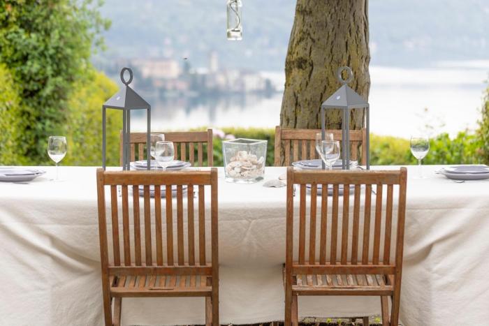 Villa Petrarca, Luxury villa with spectacular views on lake Orta