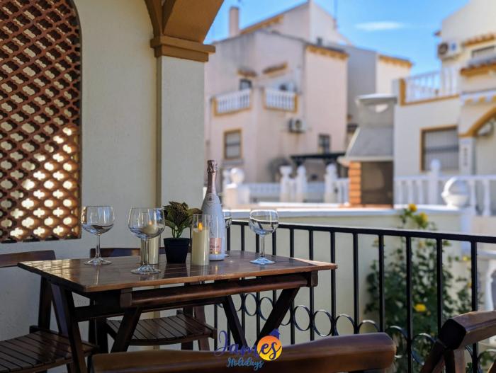 Traditional 3 Bed Quad House Playa Flamenca PF5