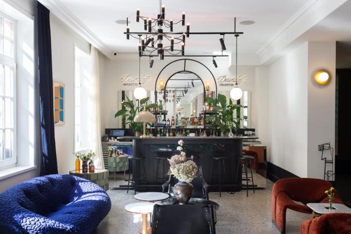 Pavilion Boutique Hotel