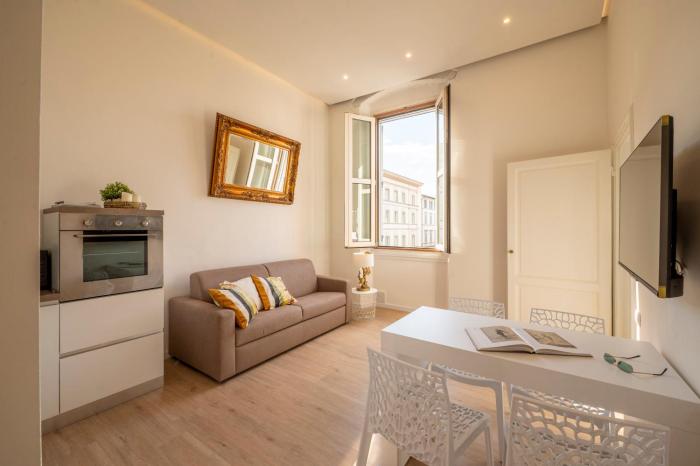 Golden House San Lorenzo