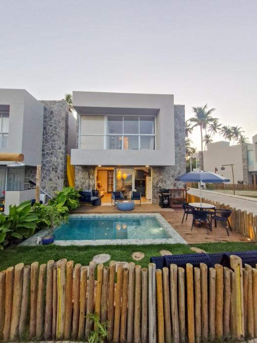 Casa Boho-Rota dos Milagres-Condomínio pé na areia