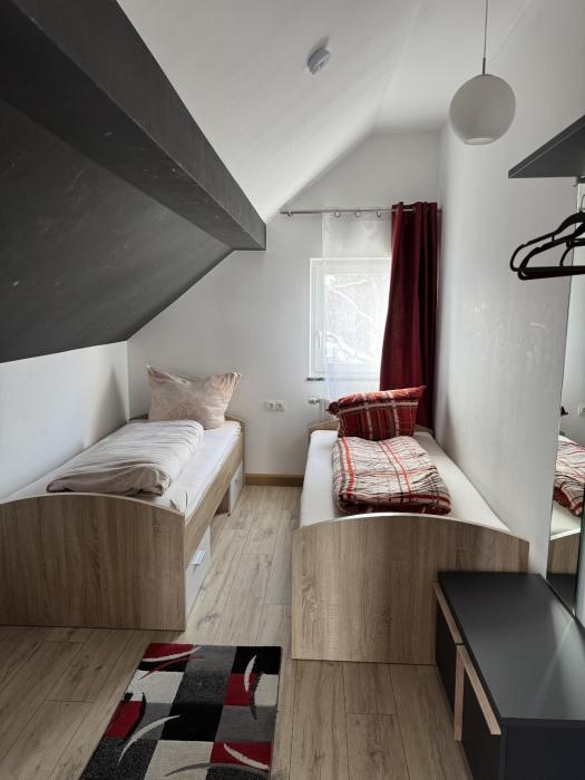 Semihome