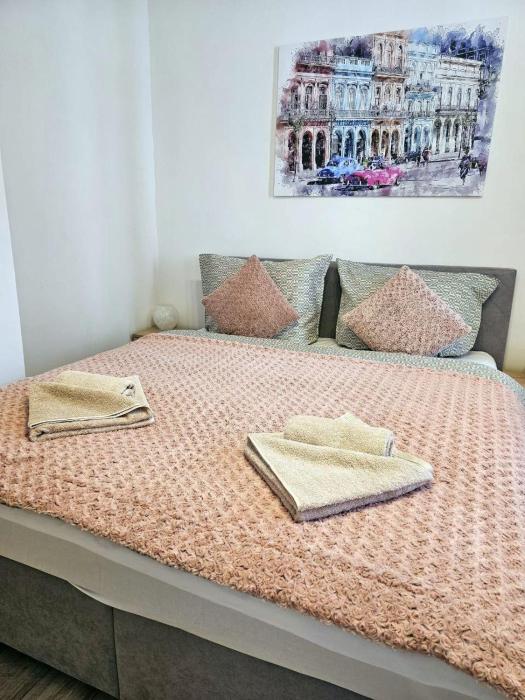 Kompletně vybavené studio u divadla - Wi-Fi zdarma - #HomeVibes51