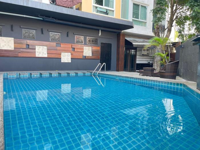 OneBedroom-5mins to Maya malls by Walk