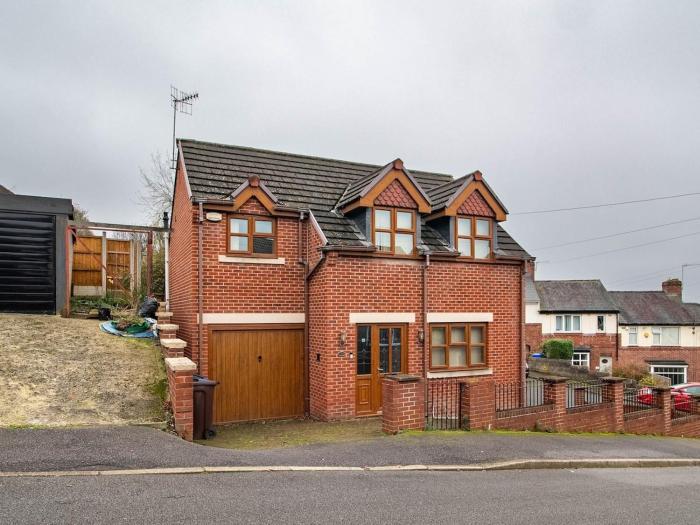 Exclusive 3-Bedroom Villa in Sheffield