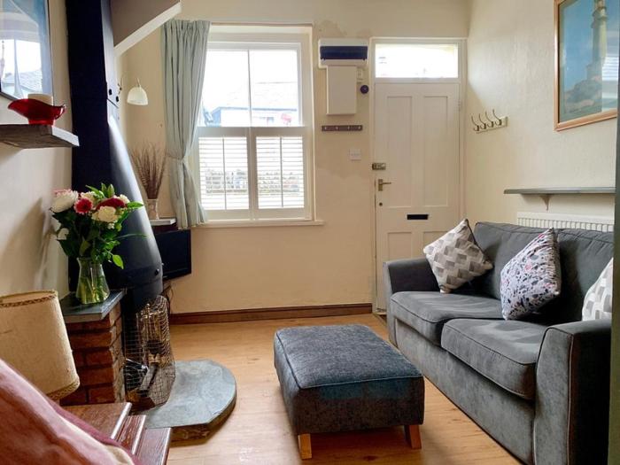 Maypole Cottages -5 Mill Road