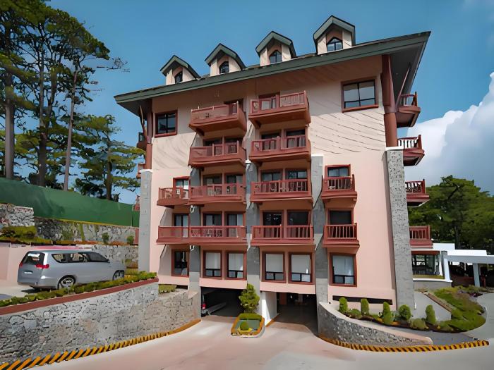 163 Sqm Luxury Spacious Modern European Cott-age Style 3 Bedrooms With 2 Parkings