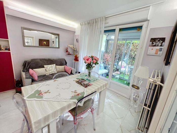 Cosy 1 bedroom Republique 236