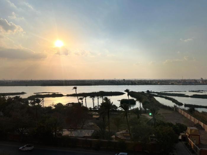 كورنيش حدائق حلوان امام نادى النايل كنترى كلوب- كورنيش مباشر