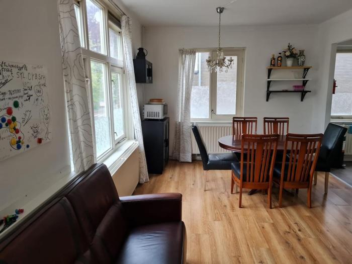 Three bedroom lovely apartment