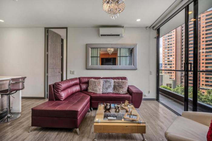 2 bed 2 baths with pool and gym in poblado