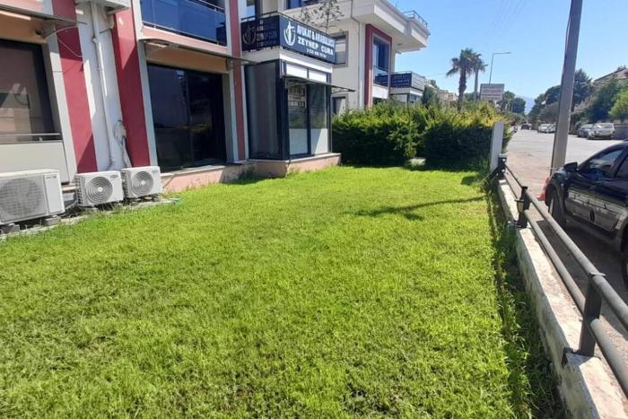 Denize-parka 100 m Fethiye Çalış mevkii