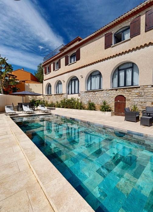 Villa aux calanques de Figuerolle