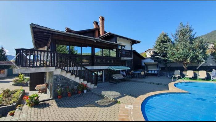 Вила СевРич