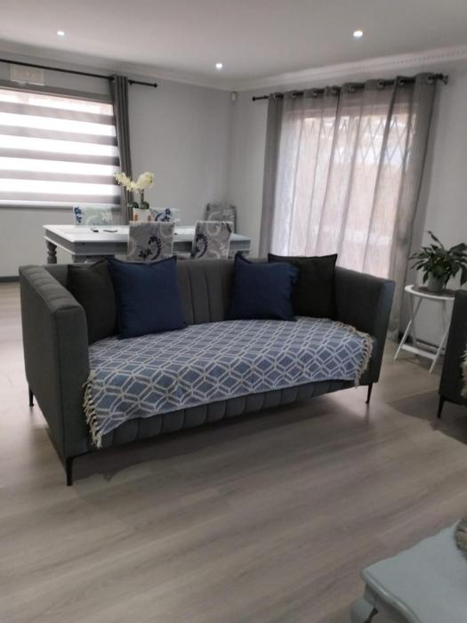 Family friendly home in a cul-de-sac!