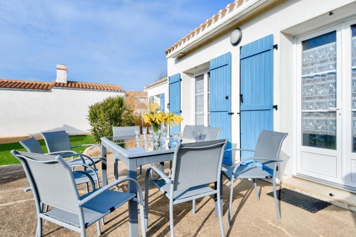 Jolie maison à lEpine avec jardin pour 8 personnes