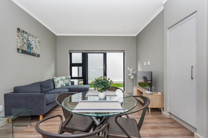 Easy Stay -The Monroe