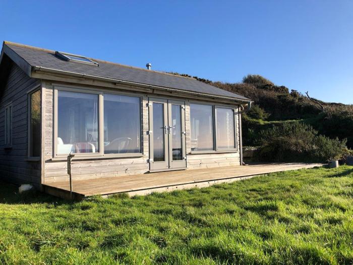 Romantic cliff top chalet at Whitsand Bay beach