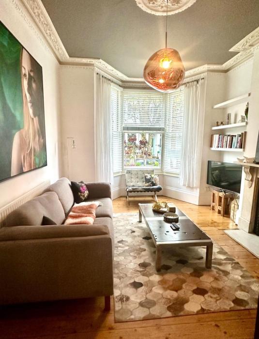 Central Victorian Garden flat