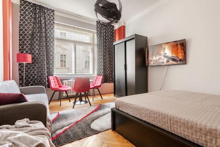 Place of Grace - 1 min to National Theatre