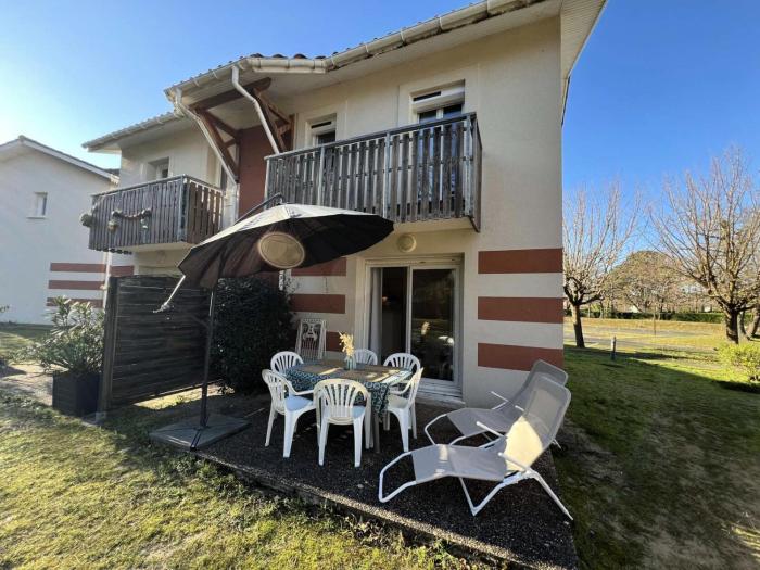 Résidence Domaine Des Sables - 052 - Maison mitoyenne agréablement située au cœur dun parc boisé MAE-3621