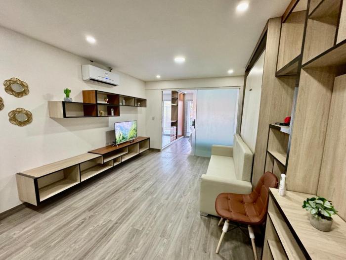 DPTTOS cerca del Ventura Mall y Equipetrol WiFI Pool Coozy