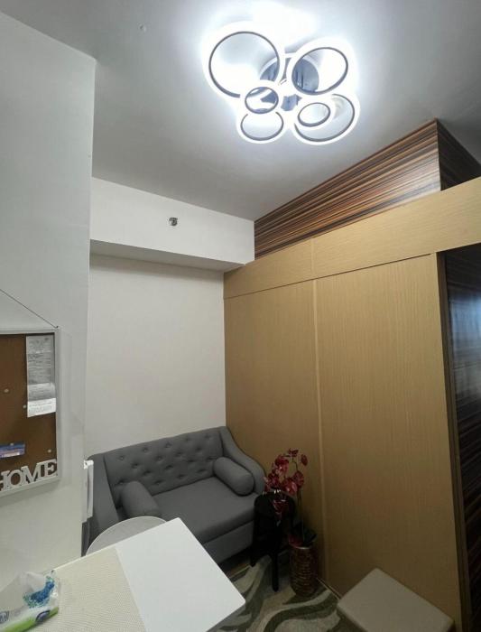 Luxury for Less next to BGC and Makati CBD