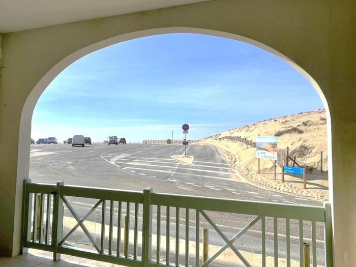 Appartement spacieux pour 6 avec terrasse, parking et animaux admis - FR-1-379-141