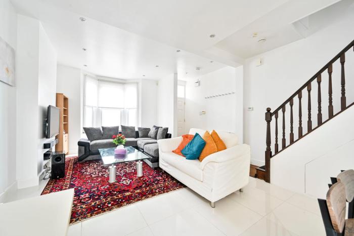 Lovely 4 Bedrooms Entire House In Hammersmith
