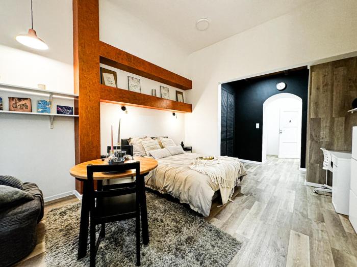 Walk 50m to Market Square & Rynek! Stylish 1BR, Kitchen