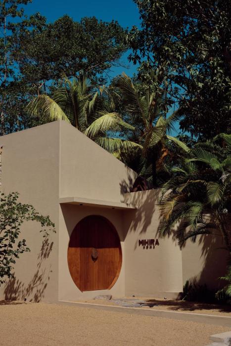 Mihira Home - 3-bedrooms private villa with AC & Pool