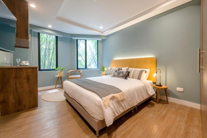 Vibrant Space- Explore Wonders in El Tesoro 313