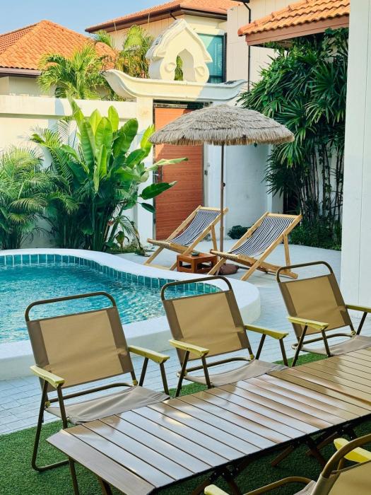 Majestic Residence Seaside villa Private beach