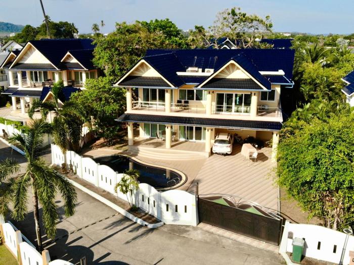 Pool Villa 4 bd Rawai Nai Harn