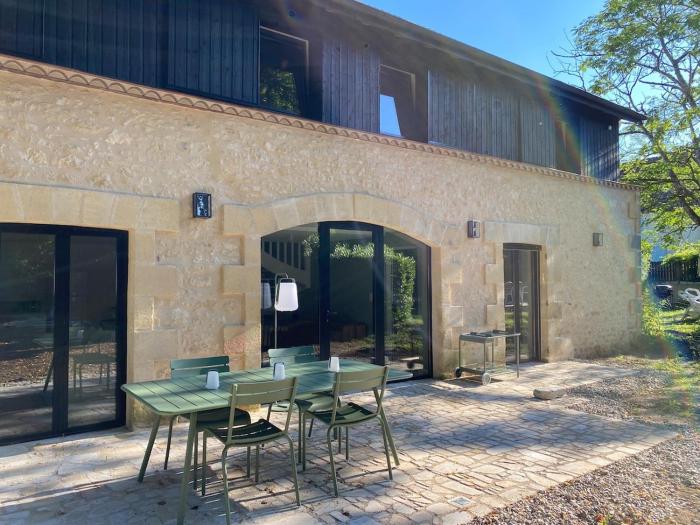 Superbe grange en Dordogne, au cœur de Trémolat