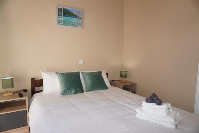 Papadakis Family Home - 2 BR Apartment