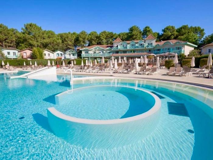 Appartement dans résidence avec piscine