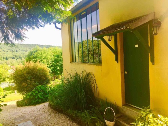 Artist Ernest Renouxs Atelier, Romantic Retreat